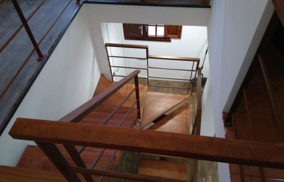 BARANDILLAS Y ESCALERAS